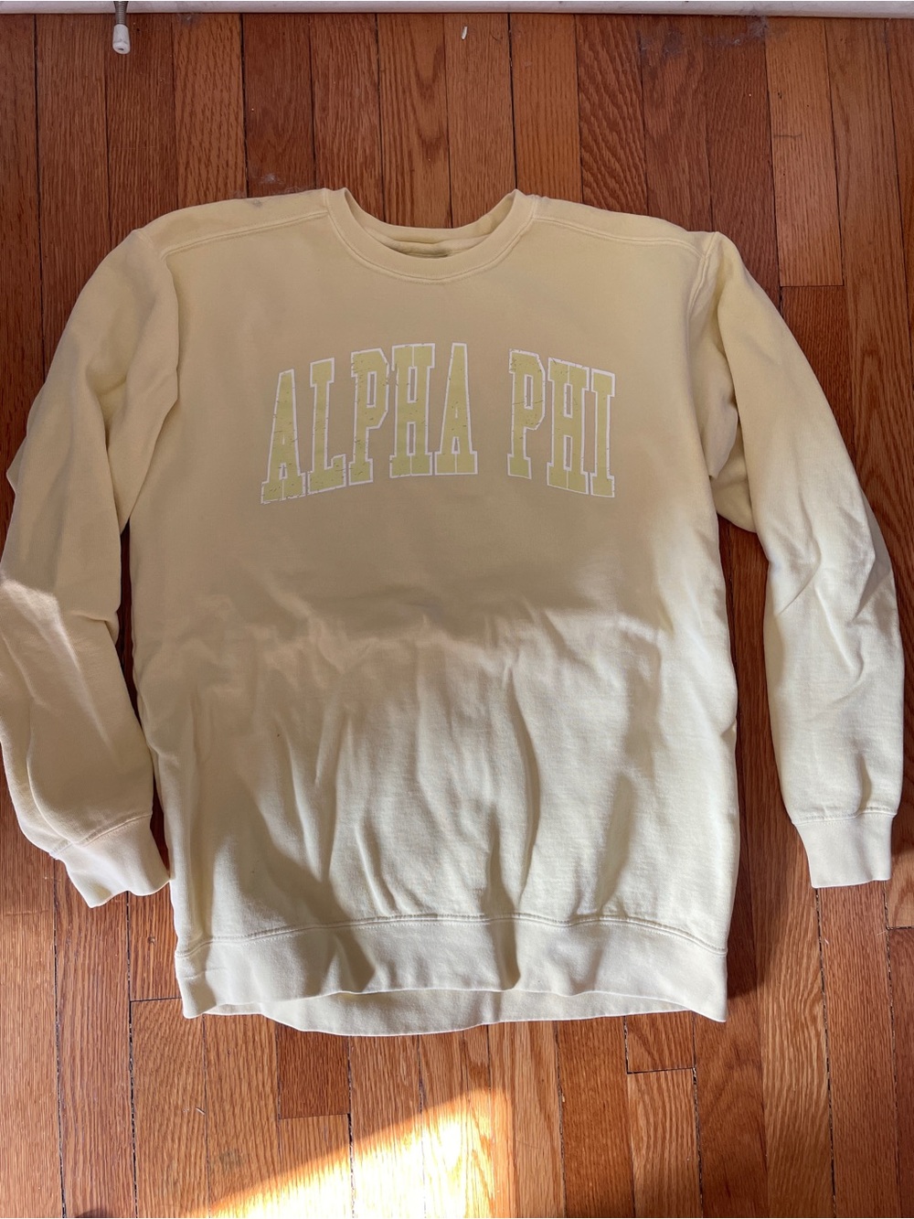 Comfort Colors Alpha Phi Crewneck Sweater in Pale Yellow